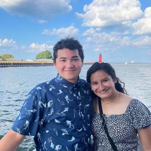 Meet your Posher, Çãrlòs